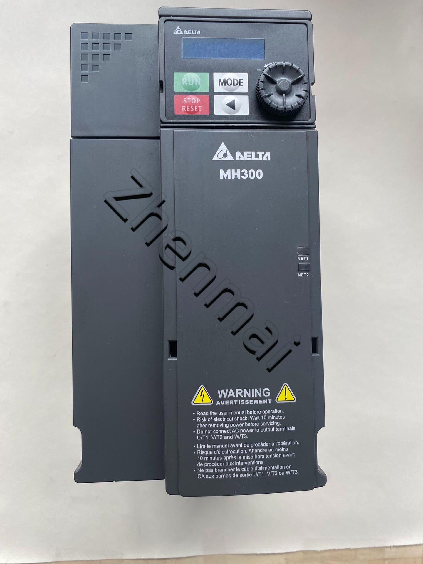 100% чисто нов оригинален и оригинален Delta VFD17AMH43ANSAA 7.5KW Честотни преобразуватели Drive Servo Motor