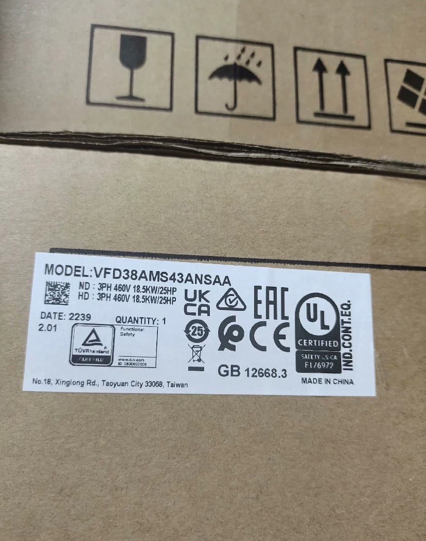 100% чисто нов оригинален и оригинален Delta VFD38AMS43ANSAA 380V/18.5KW Честотни преобразуватели Задвижващ серво мотор