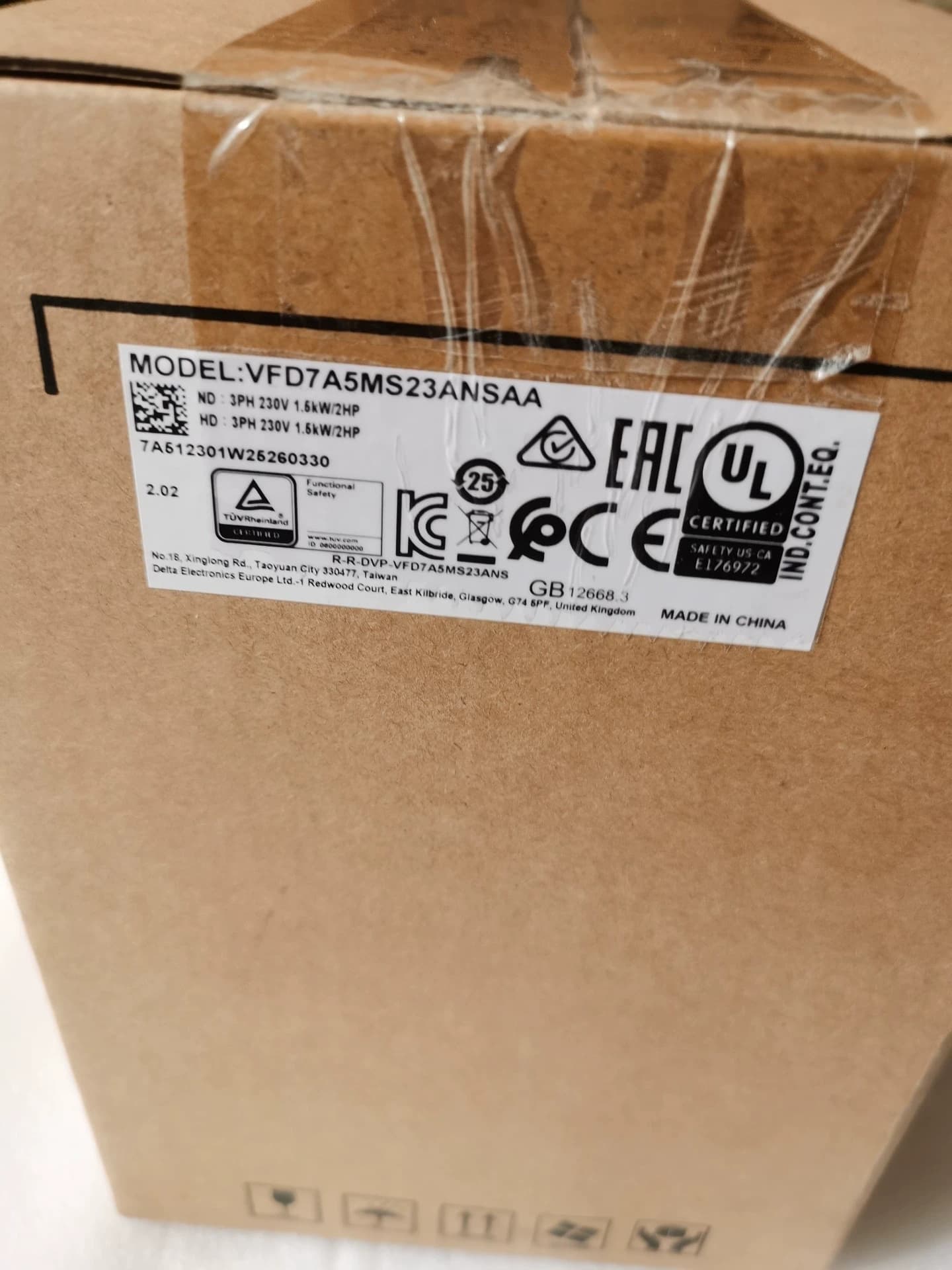 100% чисто нов оригинален и оригинален Delta VFD7A5MS23ANSAA 1.5KW трифазен 220V Честотни преобразуватели Задвижващ серво мотор