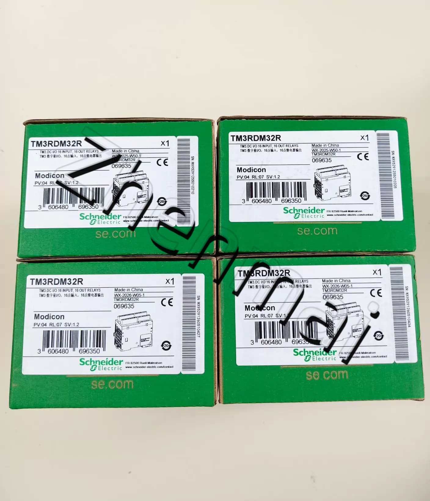 100% чисто нов, оригинален и оригинален Schneider TM3RDM32R Честотни преобразуватели, прекъсвачи, контактори, защитни устройства