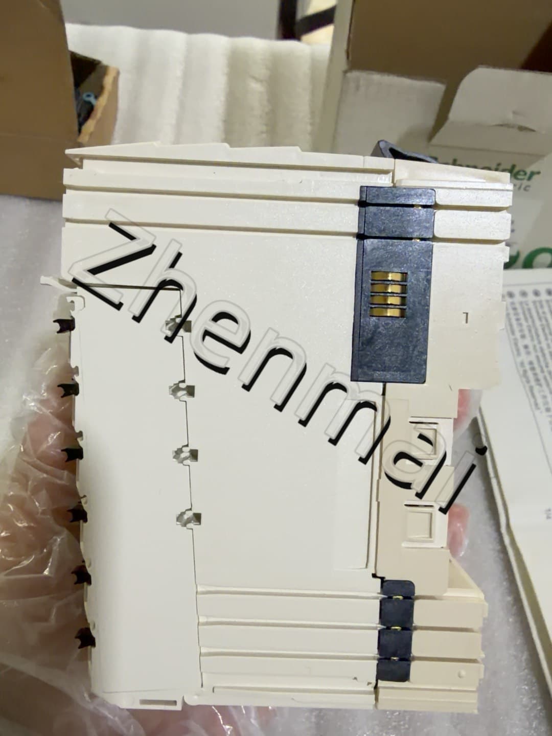 100% чисто нов, оригинален и оригинален Schneider TM5C24D18T Честотни преобразуватели, прекъсвачи, контактори, защитни устройства
