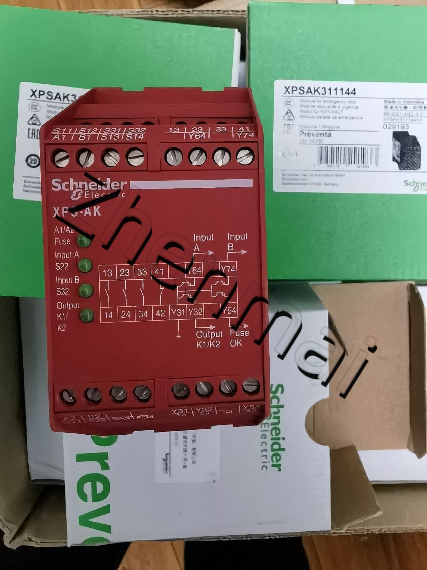 100% чисто нов, оригинален и оригинален Schneider XPSAK311144 Честотни преобразуватели, прекъсвачи, контактори, защитни устройства