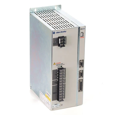 Allen-Bradley 2098-DSD-075X Серво задвижване Ultra3000