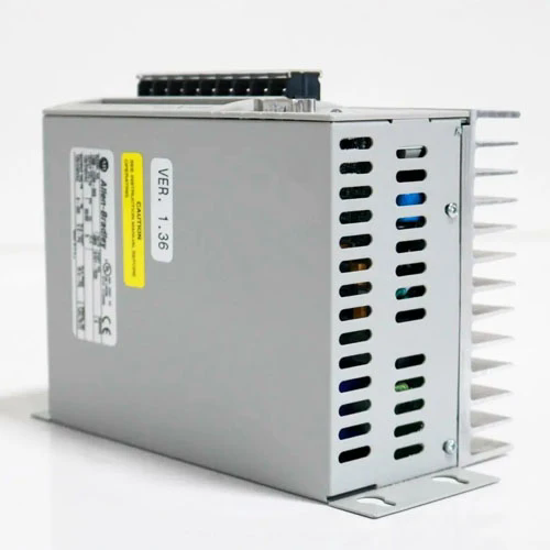 Чисто ново оригинално цифрово серво задвижване Allen-Bradley 1398-DDM-009 Бърза доставка