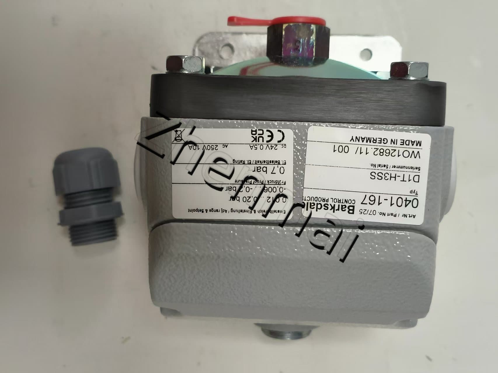 Чисто нов оригинален Barksdale 0401-167 D1T-H3SS Сензор за налягане Превключвател за ниво Превключвател на потока Превключвател за налягане Бърза доставка