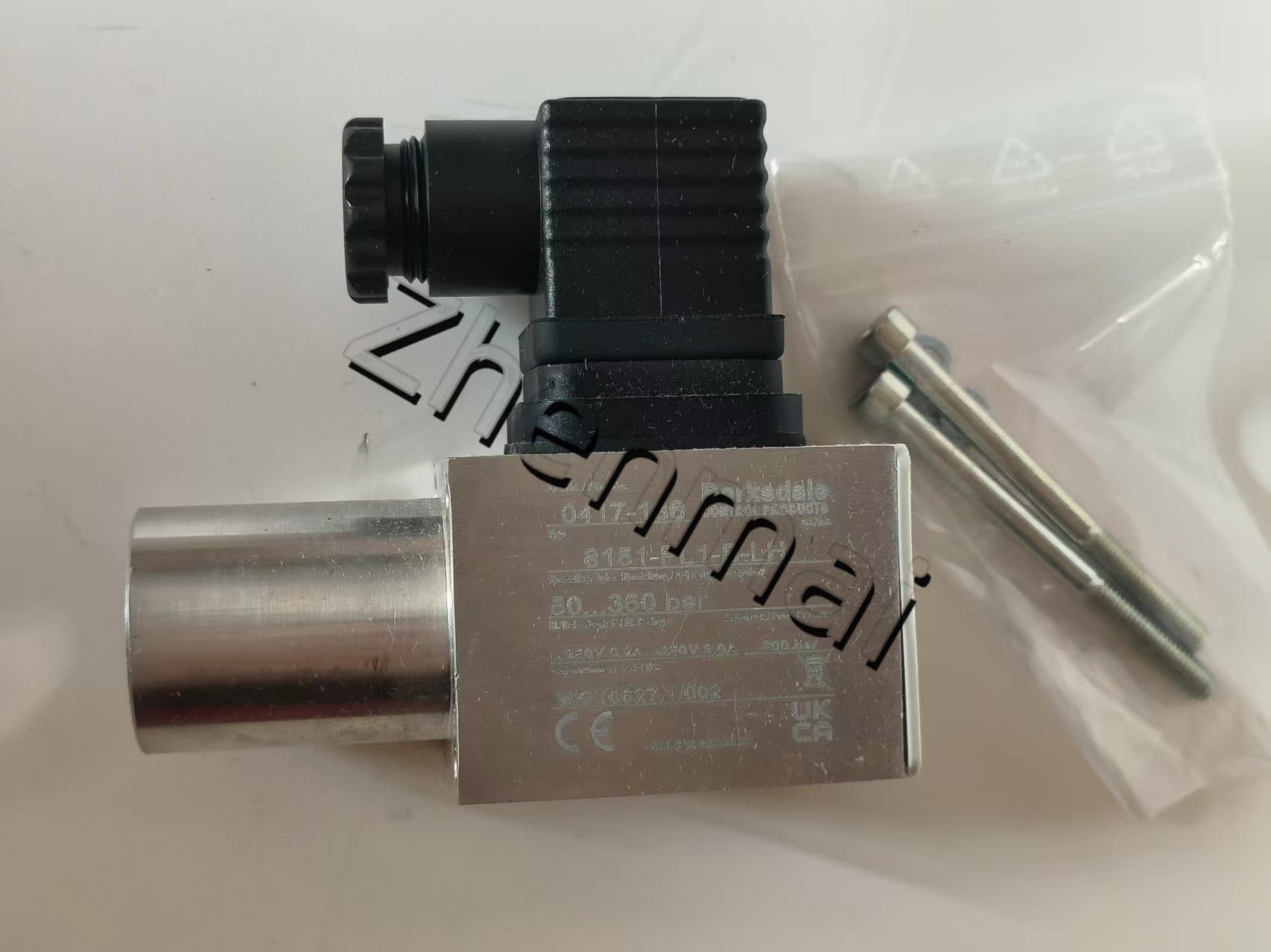 Чисто нов оригинален Barksdale 8151-PL1-B-LH 0417-136 Сензор за налягане Превключвател за ниво Превключвател на потока Превключвател за налягане Бърза доставка