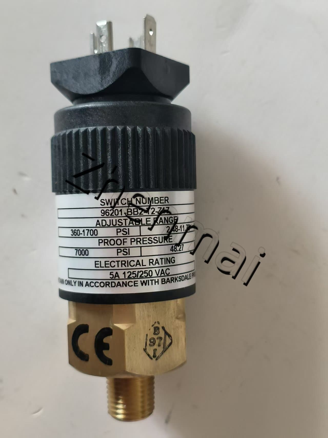 Чисто нов оригинален Barksdale 96201-BB2-T2-Z17 Сензор за налягане Превключвател за ниво Превключвател на потока Превключвател за налягане Бърза доставка