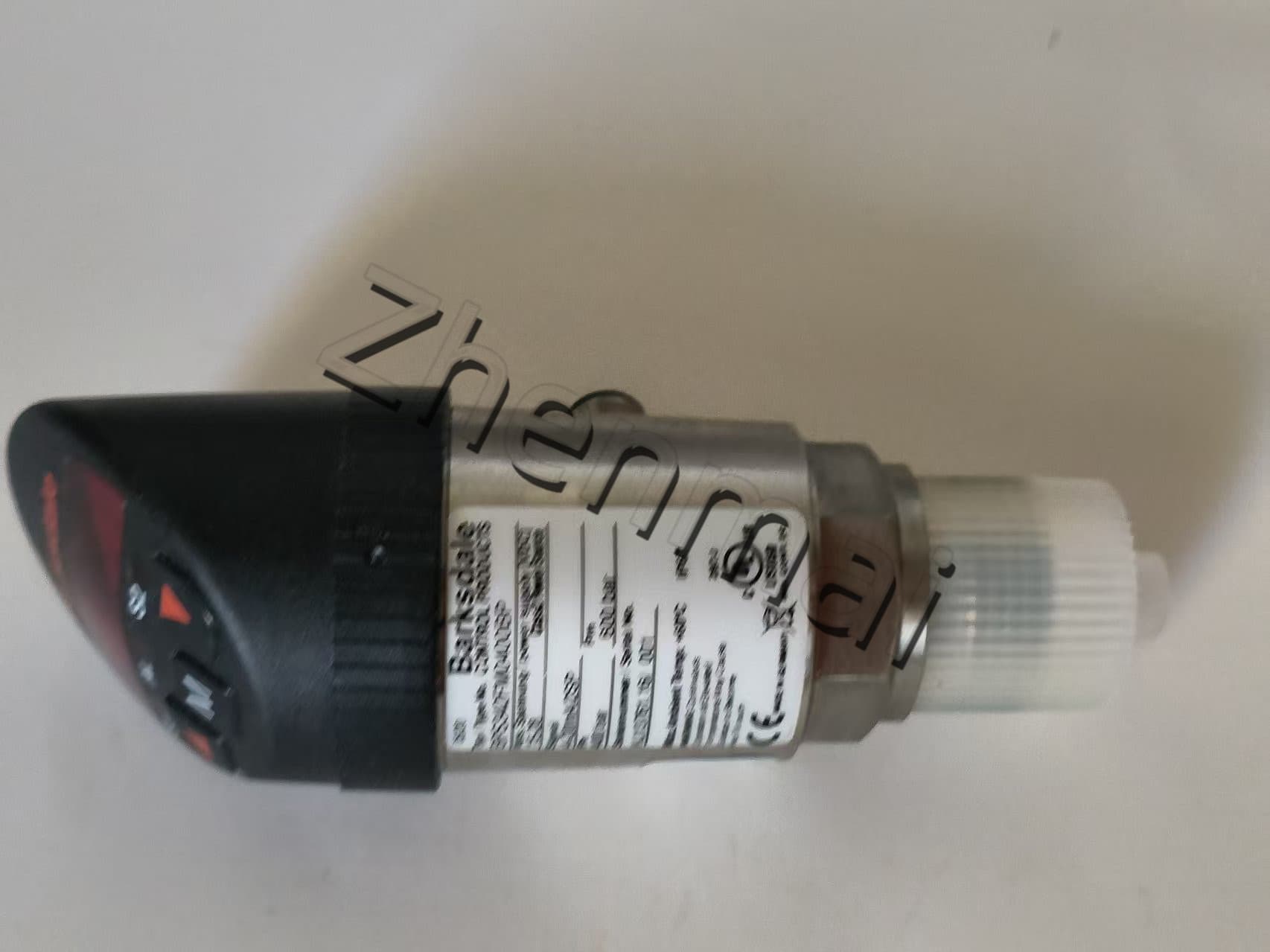 Чисто нов оригинален Barksdale BPS342FM0400BP Сензор за налягане Превключвател за ниво Превключвател на потока Превключвател за налягане Бърза доставка