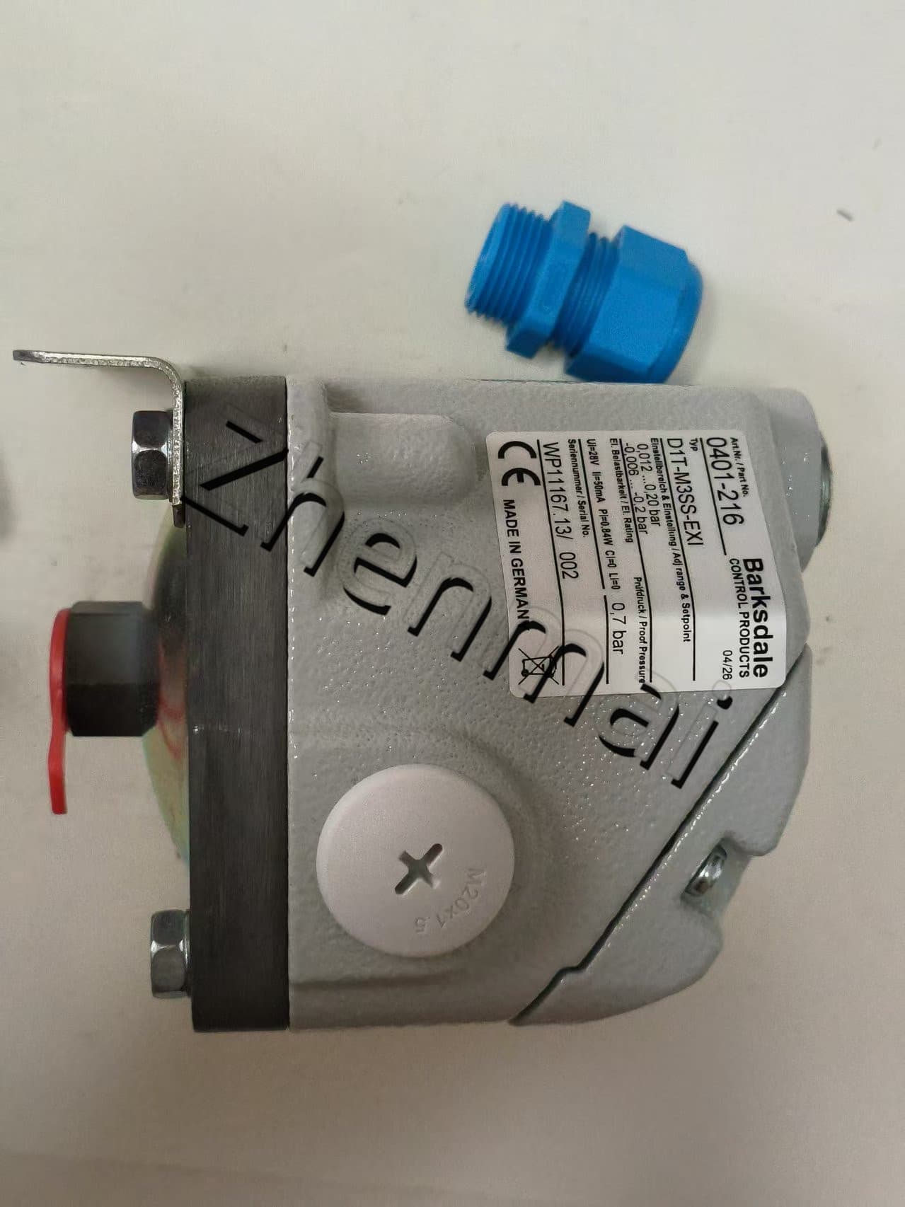Чисто нов оригинален Barksdale D1T-M3SS-EXI 0401-216 Сензор за налягане Превключвател за ниво Превключвател на потока Превключвател за налягане Бърза доставка