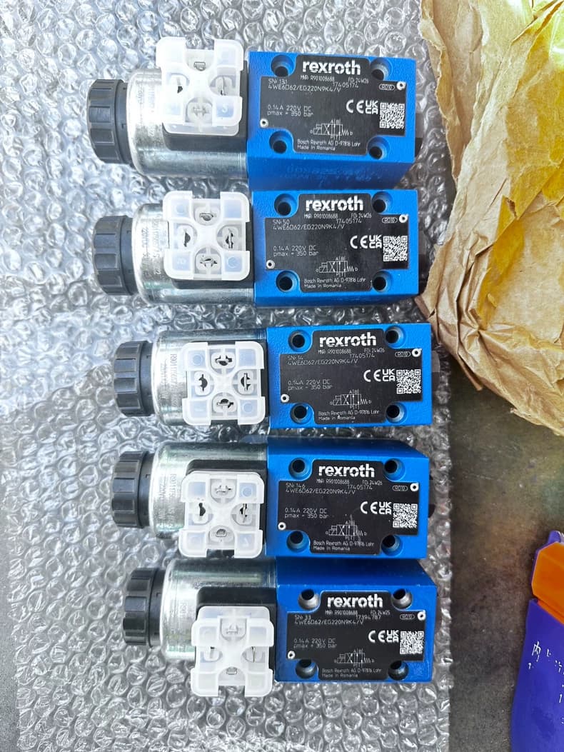 Чисто ново оригинално серво задвижване Bosch Rexroth DBEE6-2X/315G24K31A1M серво мотор Бърза доставка