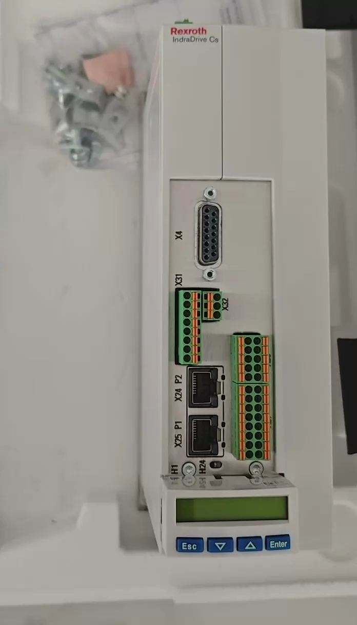 Чисто ново оригинално серво задвижване Bosch Rexroth HCS01.1E-W0028-A-03-A-ET-EC-DA-NN-NN-FW Серво мотор Бърза доставка