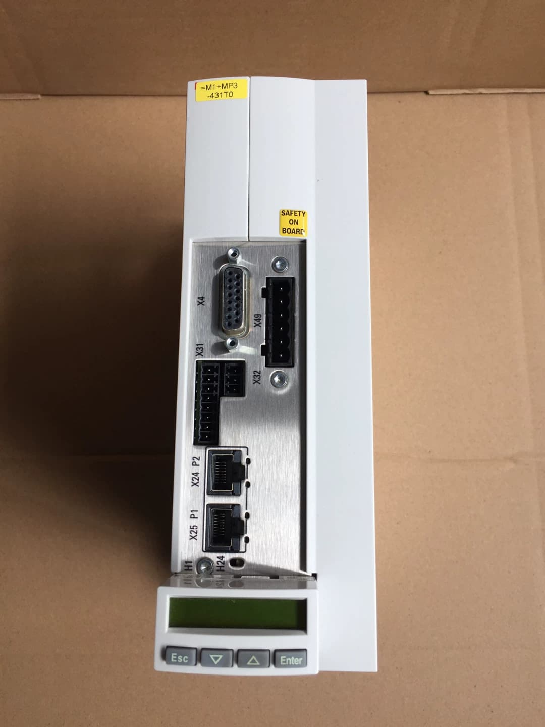 Чисто ново оригинално серво задвижване Bosch Rexroth HCS01.1E-W00U5-A-03-B-ET-EC-NN-L4-NN-FW Серво мотор Бърза доставка