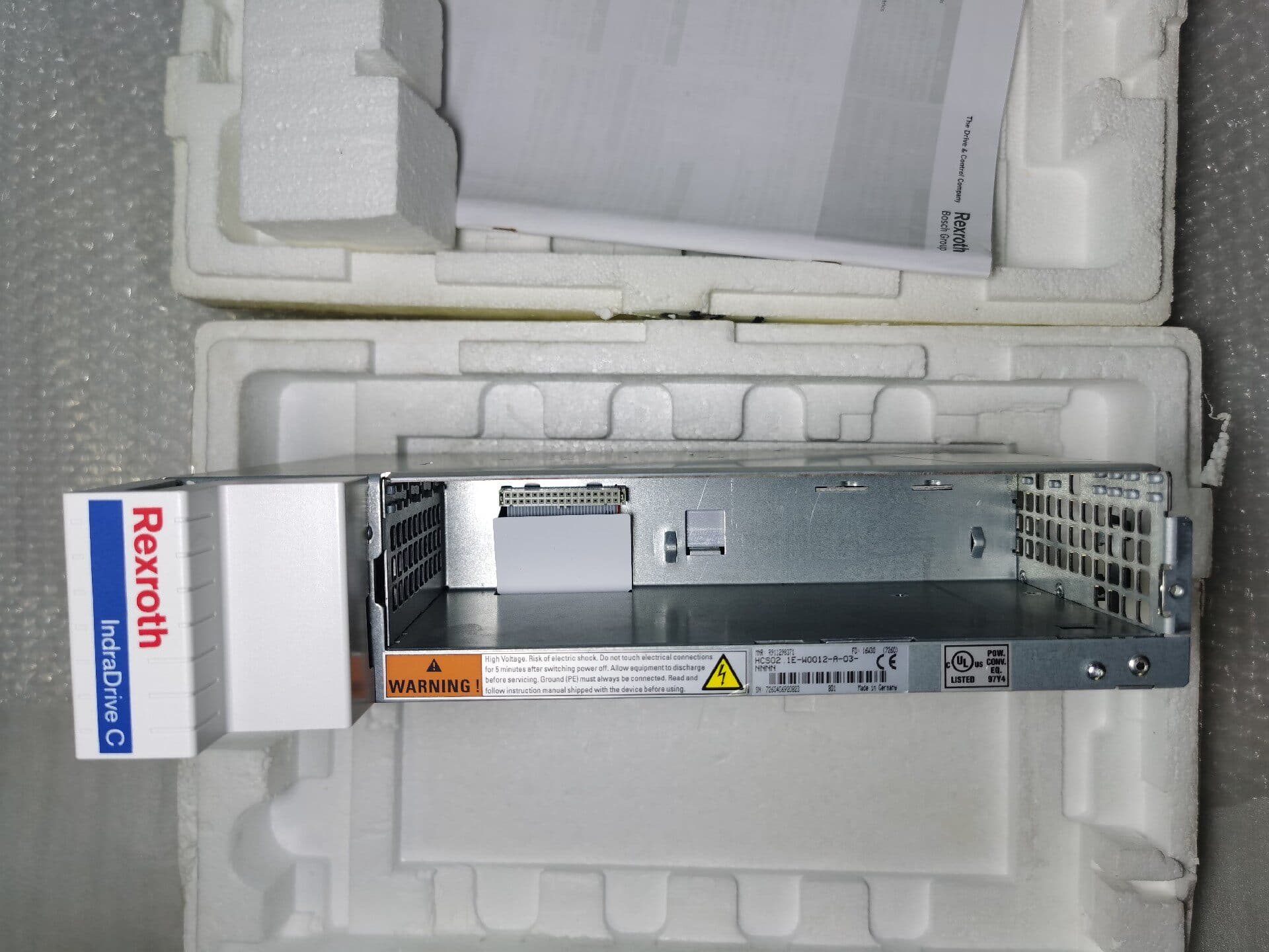 Чисто ново оригинално серво задвижване Bosch Rexroth HCS02.1E-W0012-A-03-NNNN R911298371 Серво мотор Бърза доставка