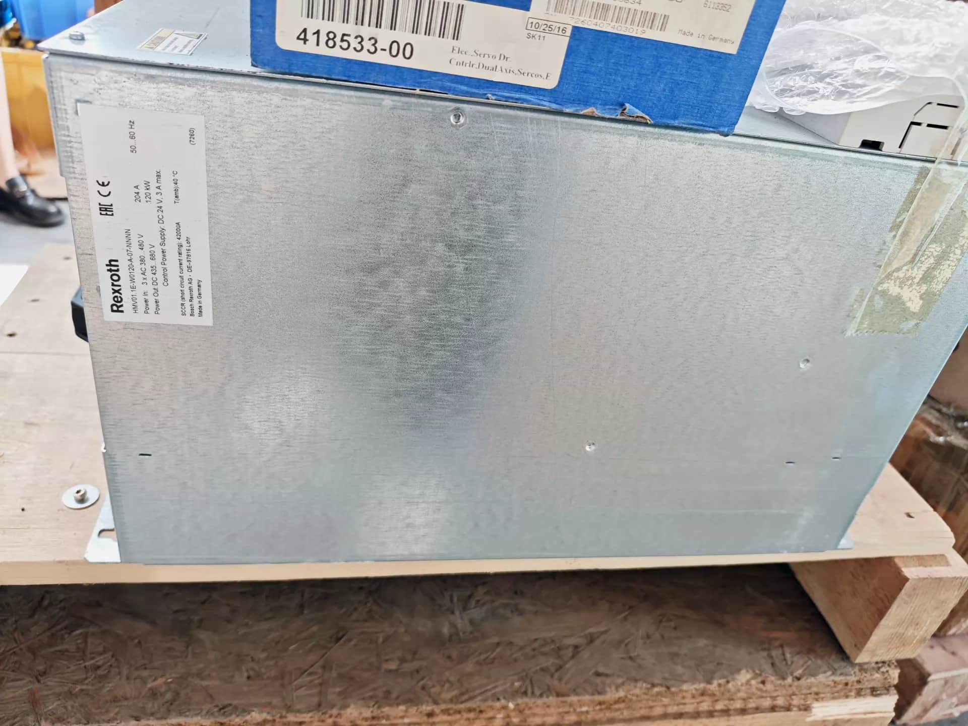 Чисто ново оригинално серво задвижване Bosch Rexroth HLB01.1E-W0120-07-NNNN Серво мотор Бърза доставка