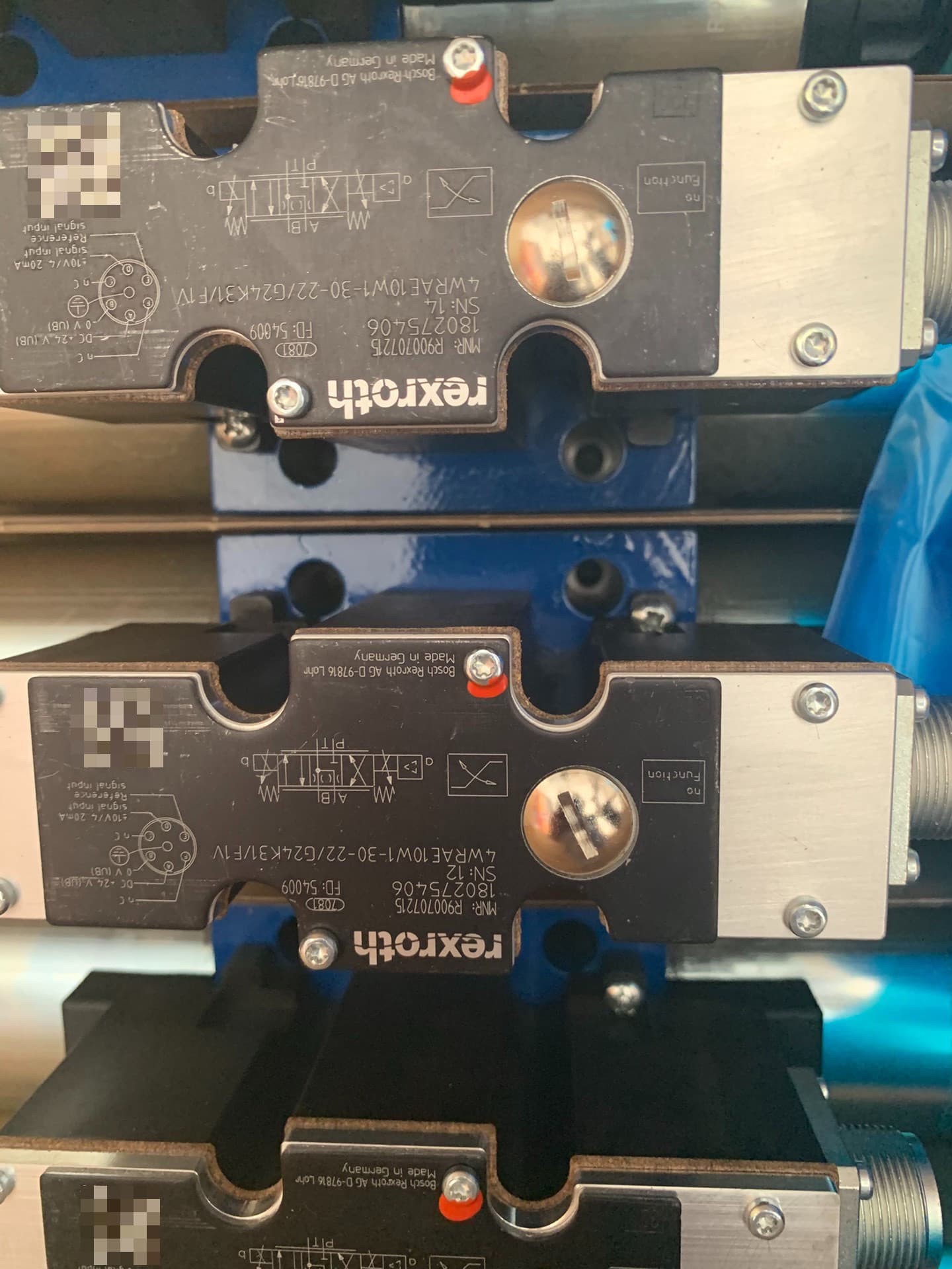 Чисто нов оригинален серво задвижване Bosch Rexroth Редукционен клапан 4WRAE10W60-2X/G24N9K31/F1V серво мотор Бърза доставка