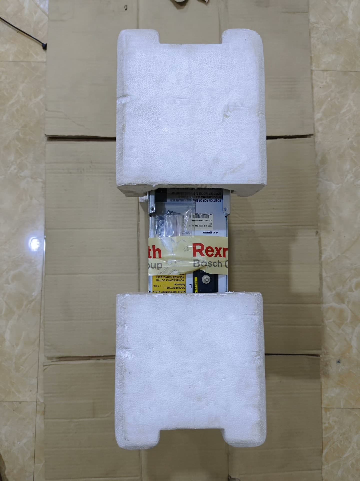Чисто нов оригинален Bosch Rexroth серво задвижване TDM 1.2-030-300-W1-000 R91123623 серво мотор Бърза доставка