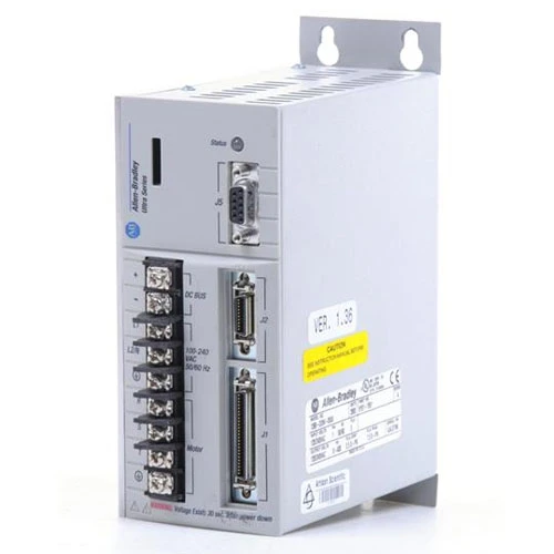 Оригинално Allen-Bradley 1398-DDM-005 Ultra 100 универсално цифрово серво задвижване Бърза доставка