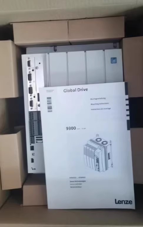 Оригинален нов промишлен I/O модул Lenze E82EV751-4C FedEx DHL Бърза доставка