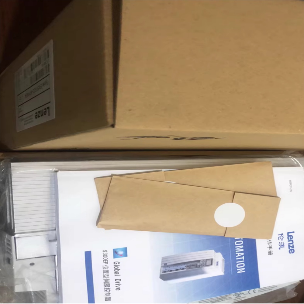 Оригинален нов Lenze E94ASSE0044 Индустриален I/O модул FedEx DHL Бърза доставка